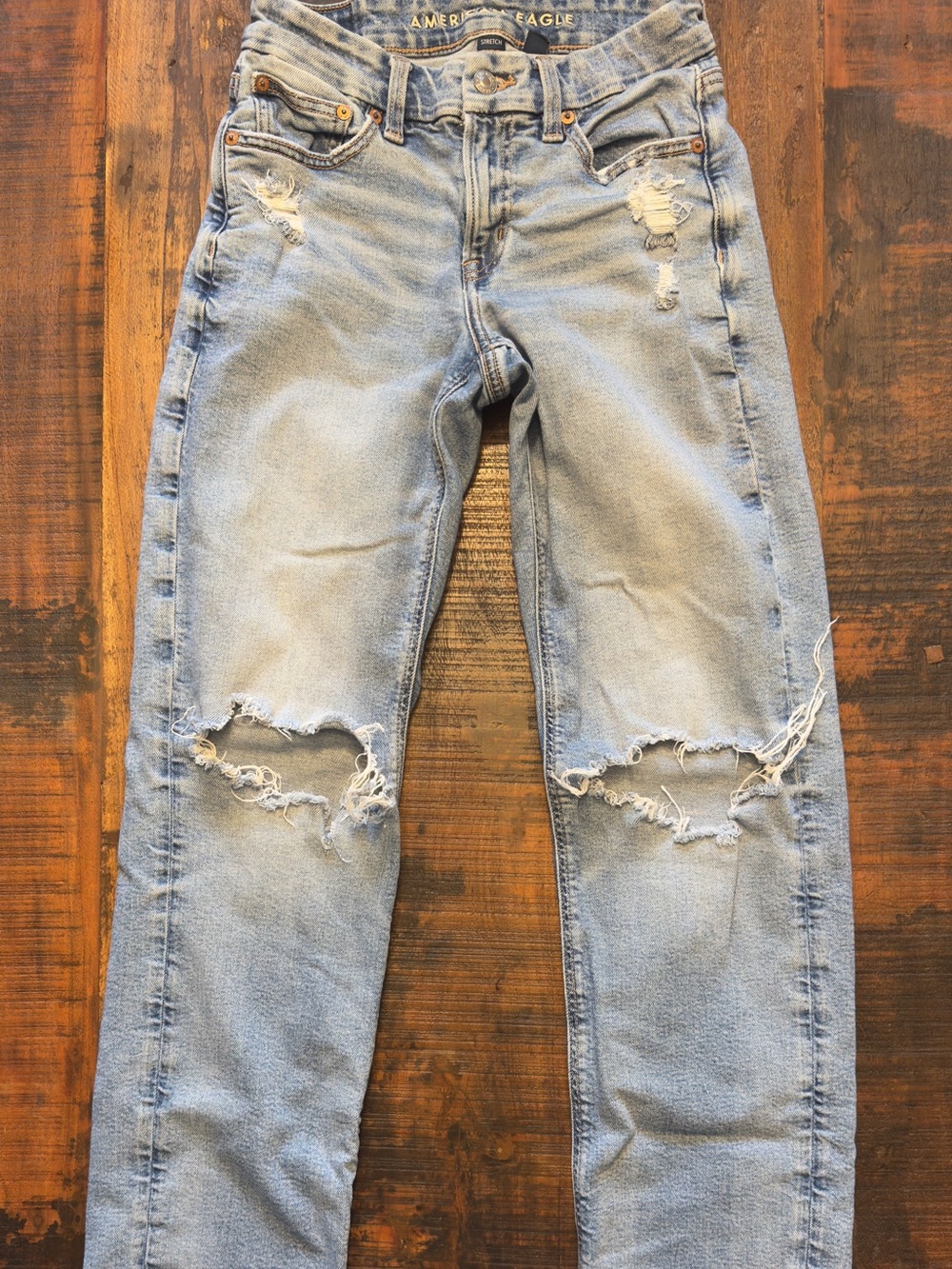 American Eagle Outfitters Light Blue Distressed Women's Jeans 0R